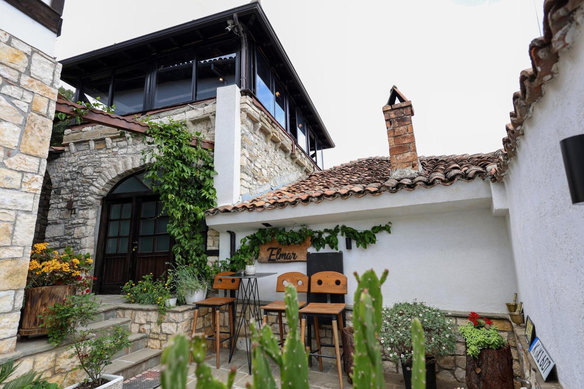 Hotel Elmar Berat